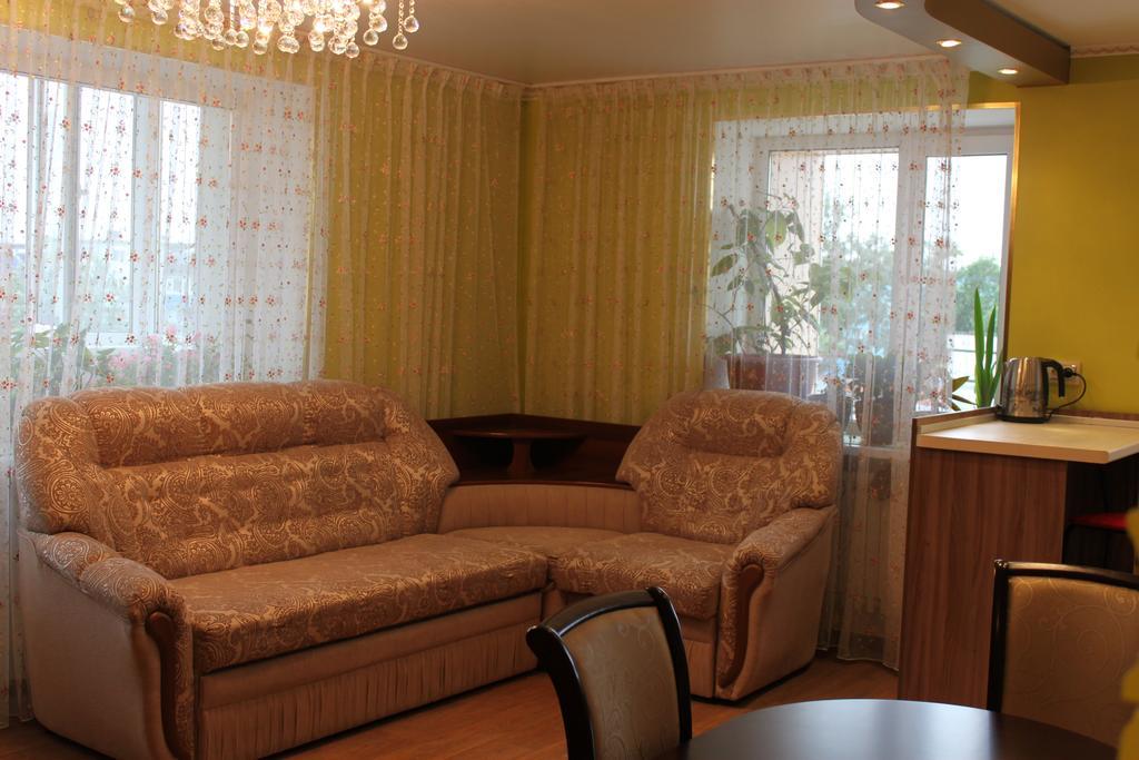 Apartment On 50 Let Oktyabrya Петропавловск Камчатски Екстериор снимка
